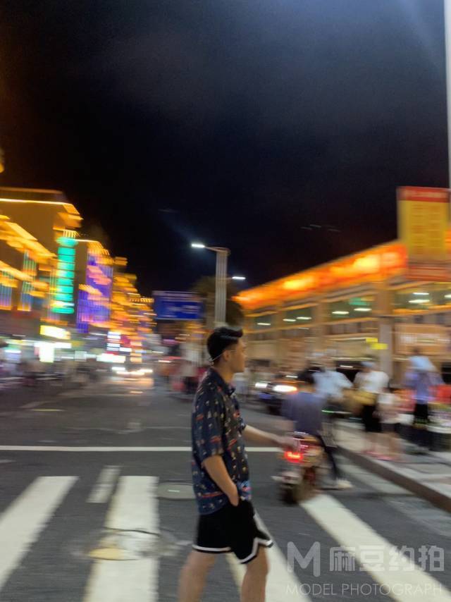 情侣模特