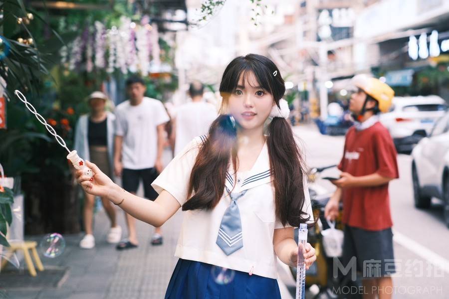 校园模特