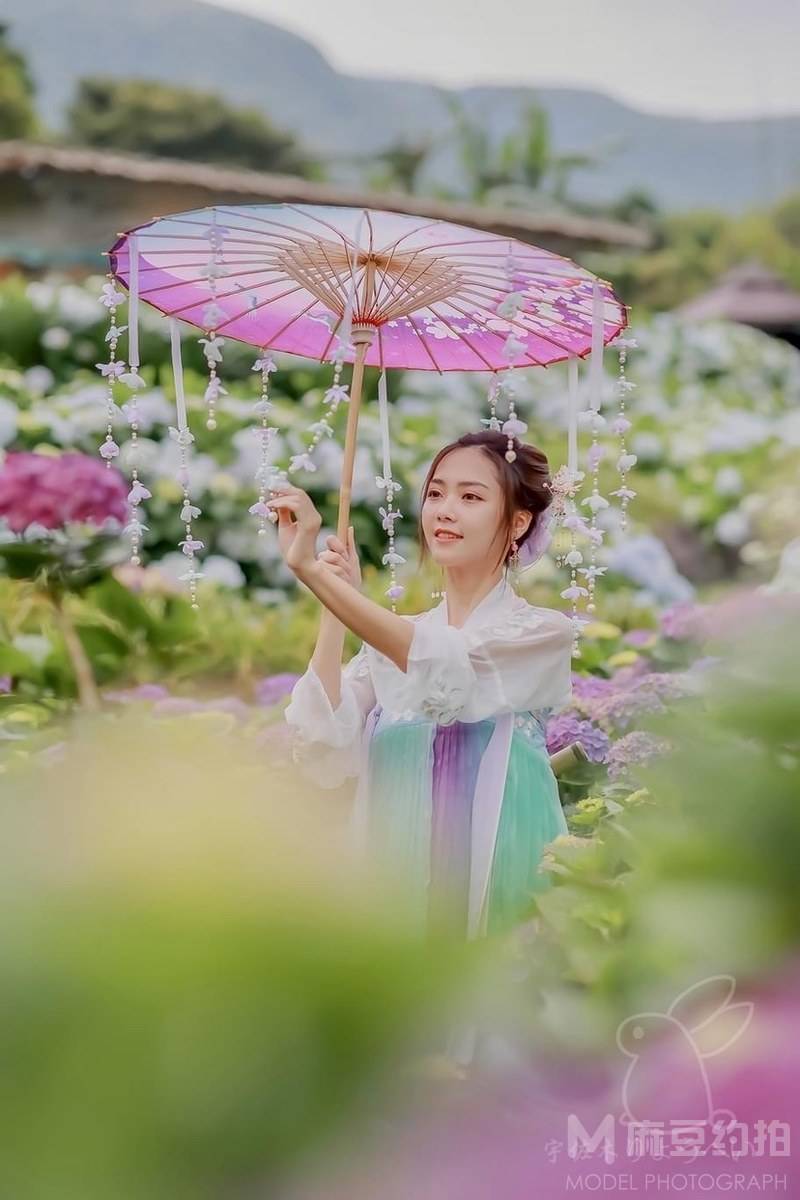汉服模特
