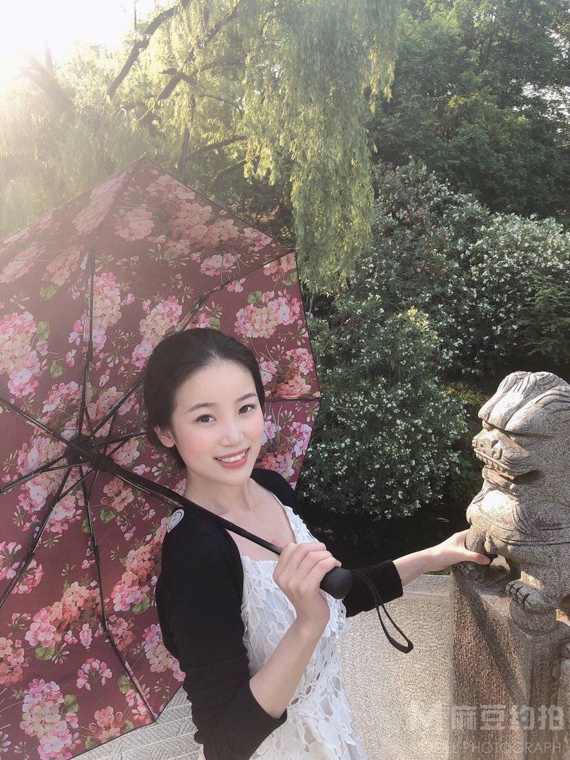 纪实模特