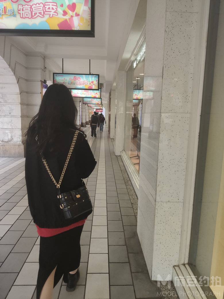 校园模特