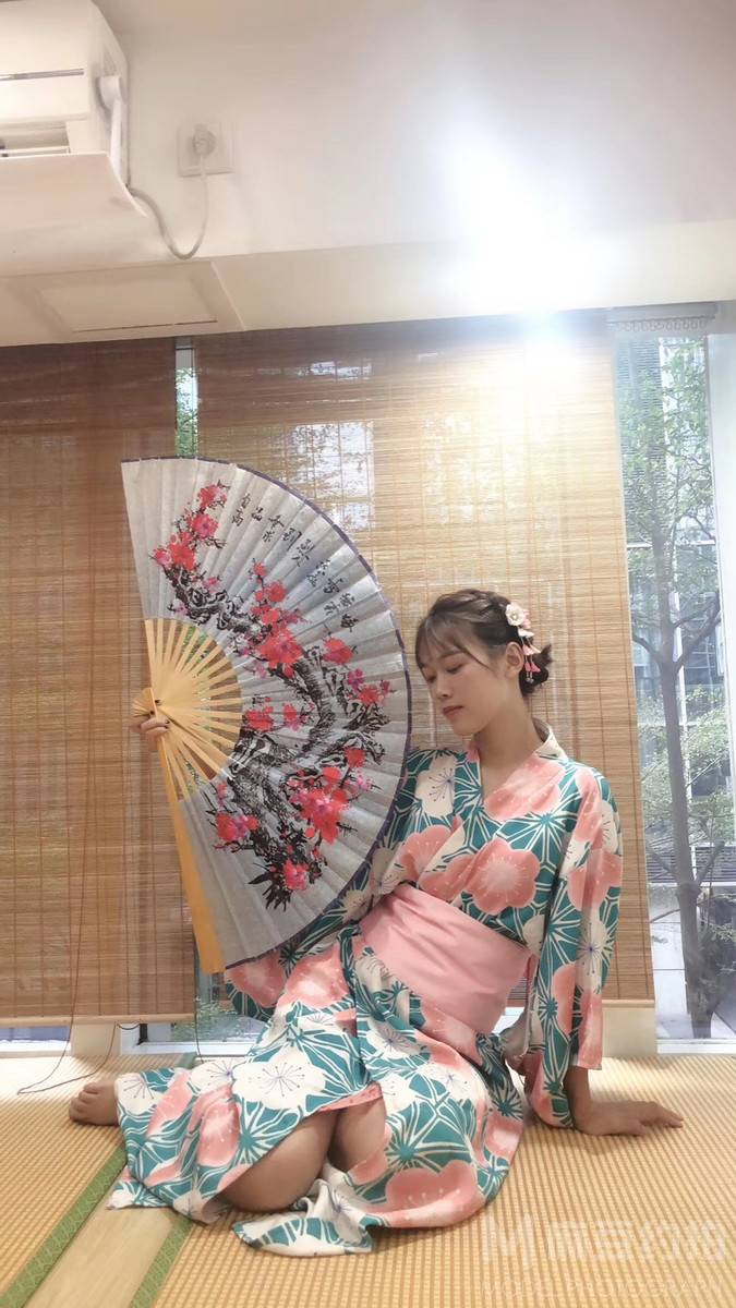 和服模特