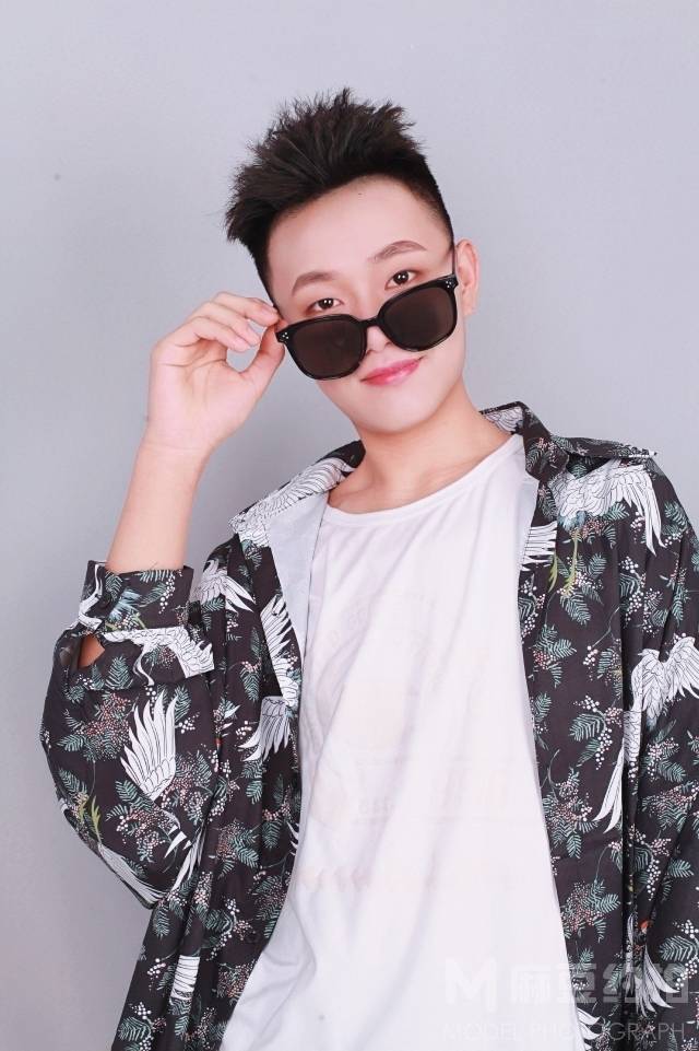 商务模特