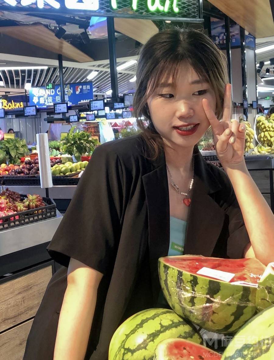 妆容模特