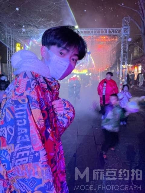 清新模特