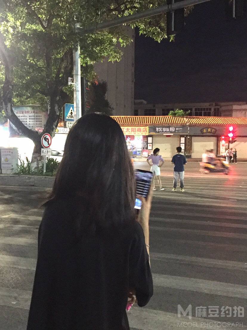 夜景模特