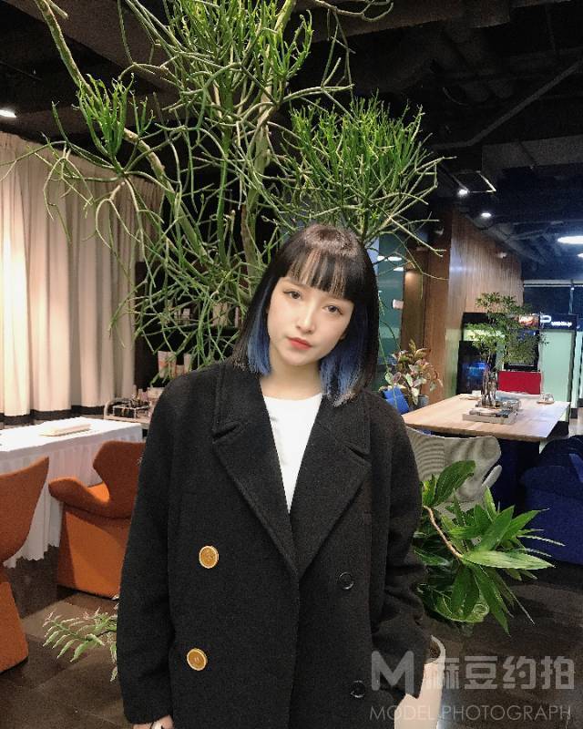 妆容模特