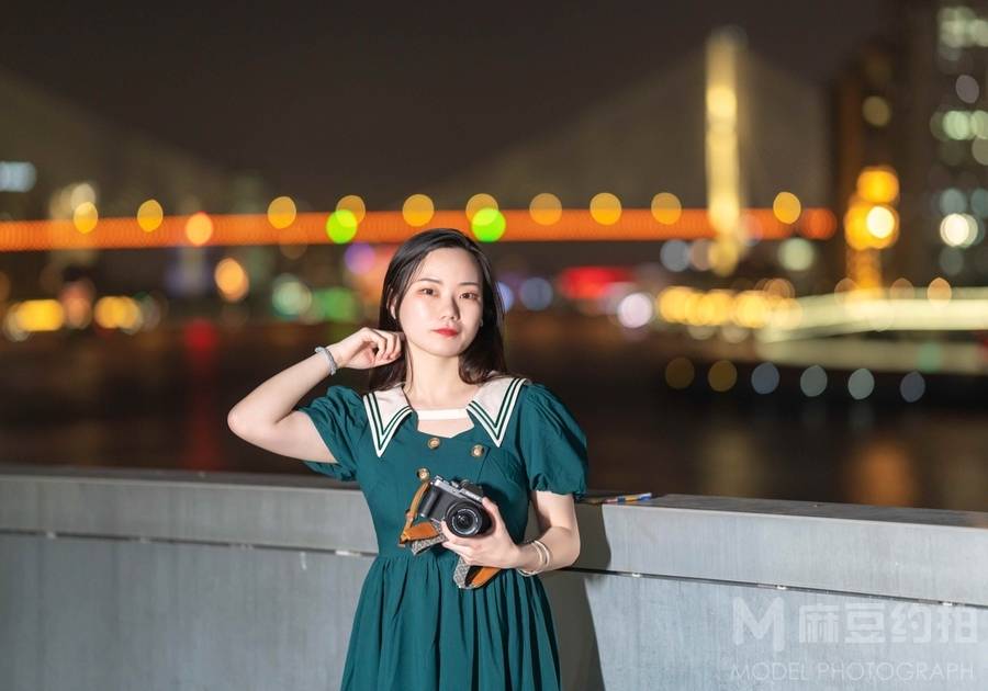 夜景模特