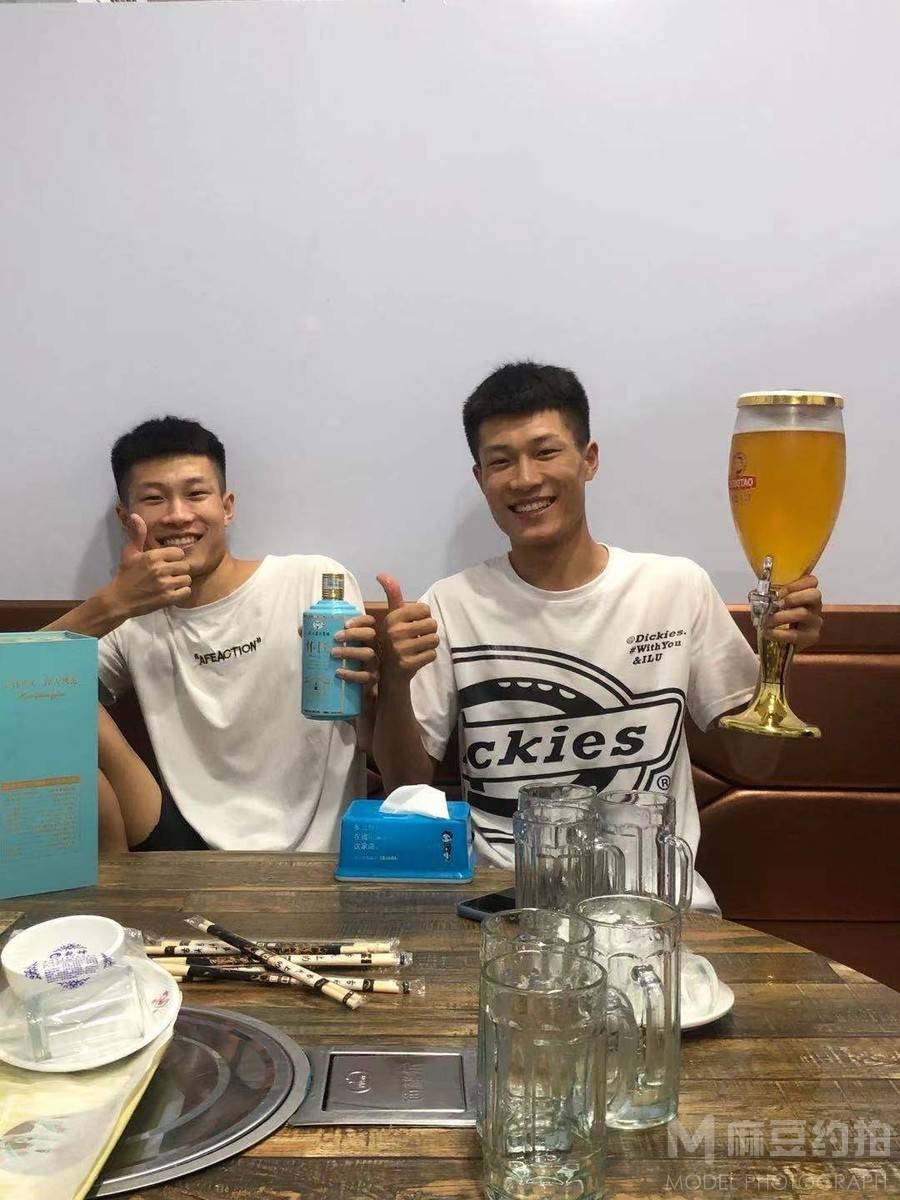 情侣模特