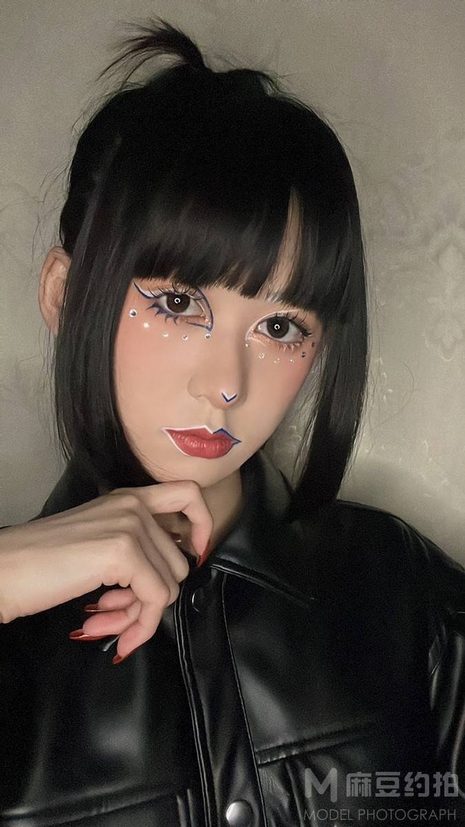 暗黑模特