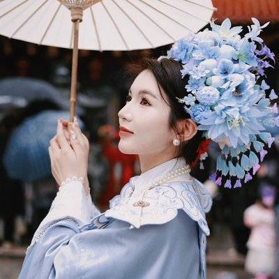 汉服模特