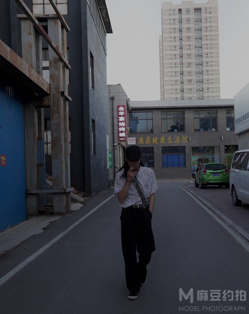 黑白模特