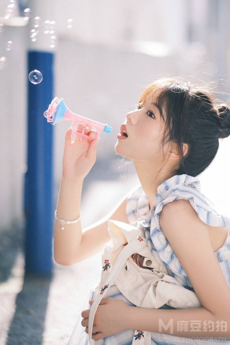 胶片模特