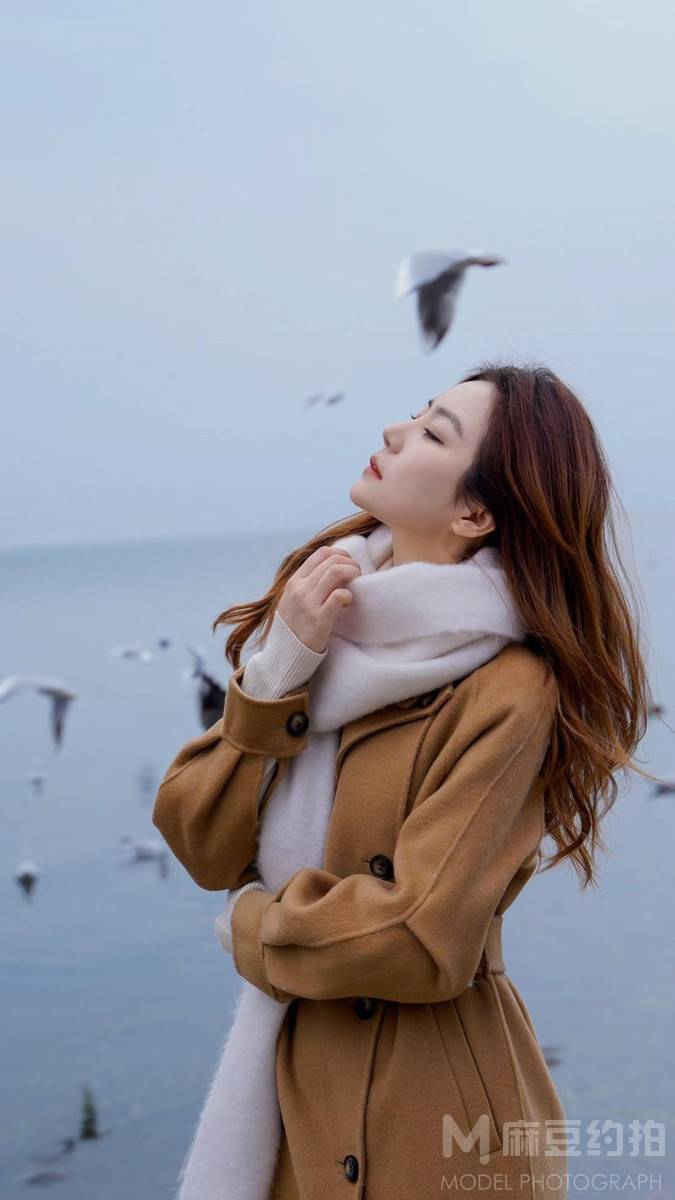 黑白模特