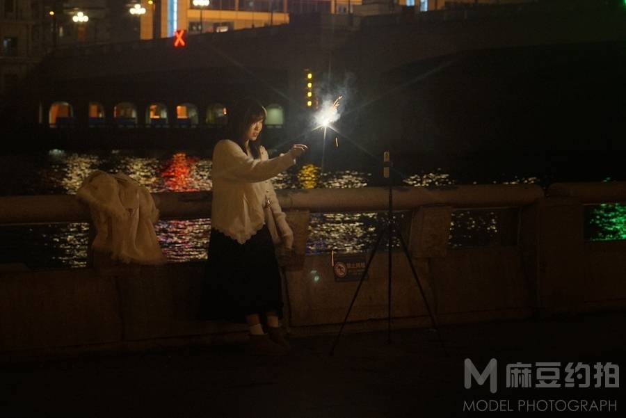 夜景模特