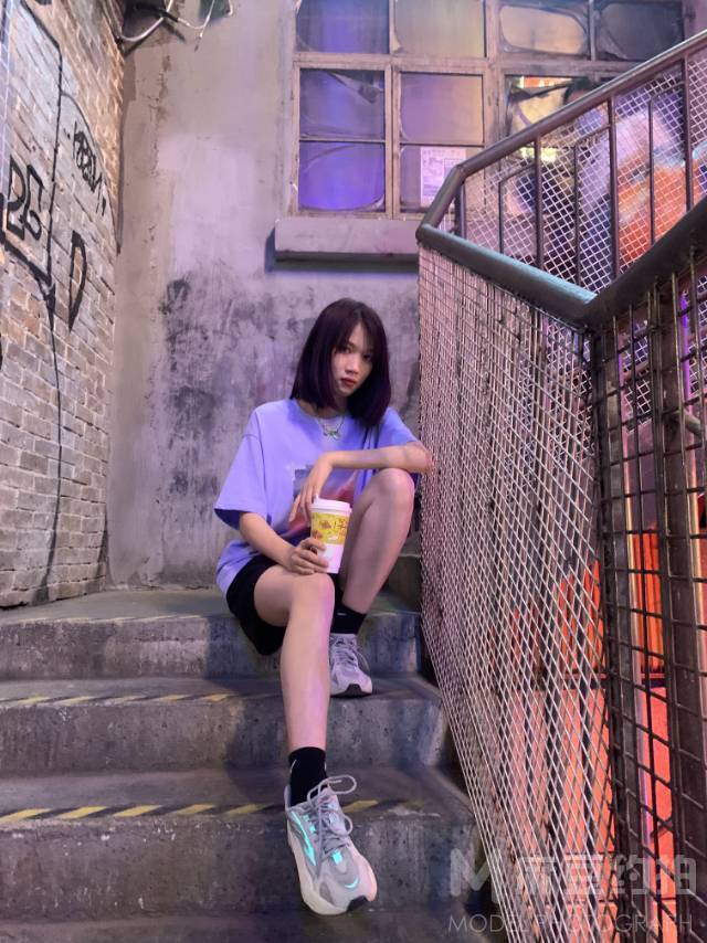 校园模特