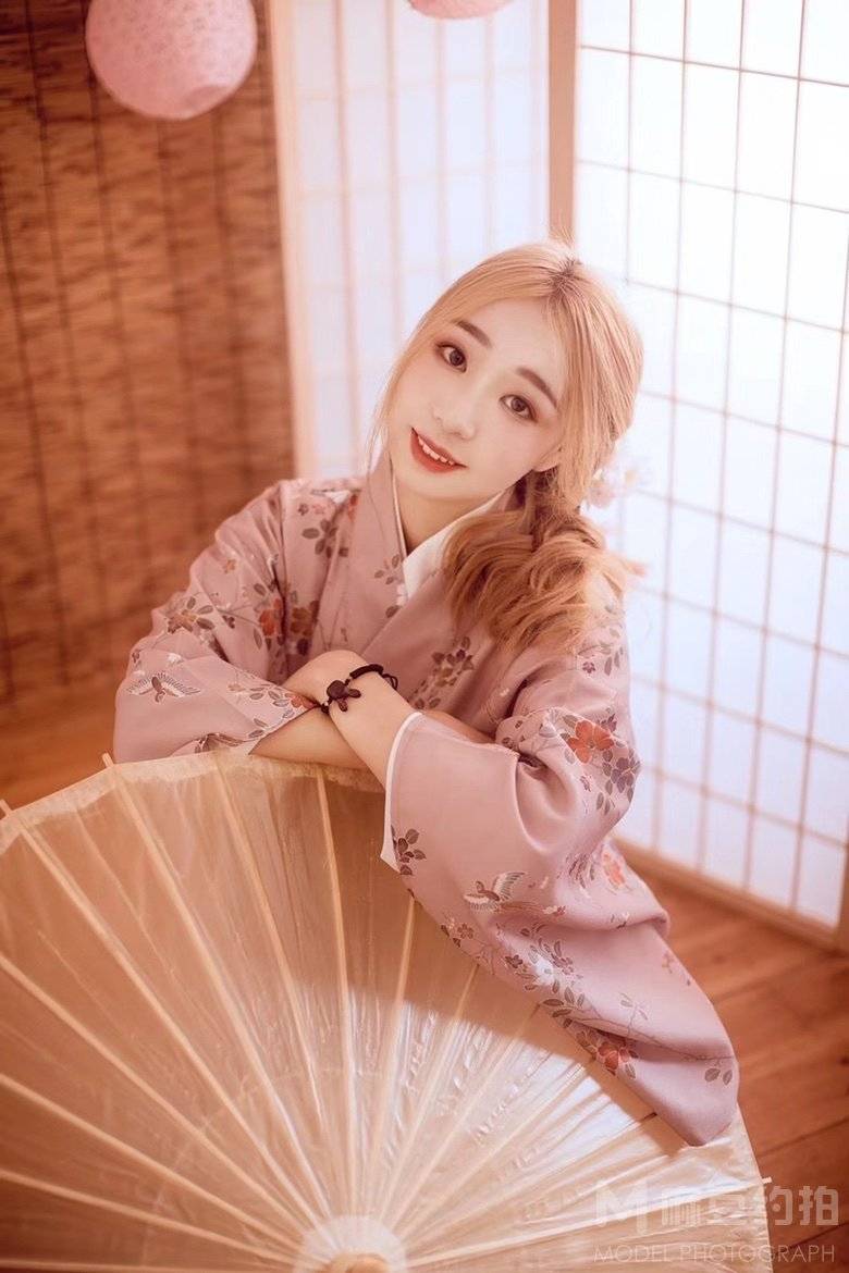 和服模特