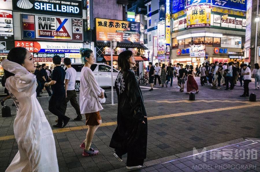 夜景模特