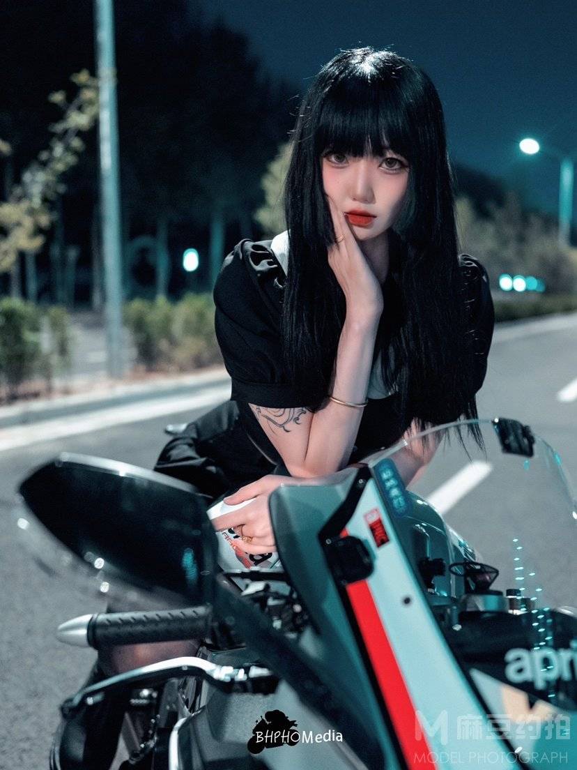 暗黑模特