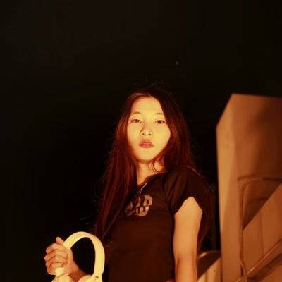 黑白模特