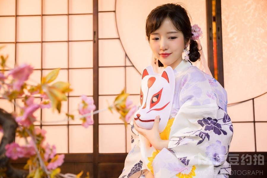 和服模特