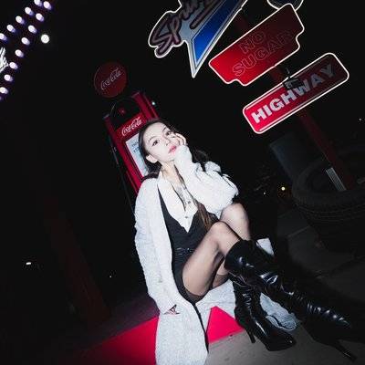 黑白模特