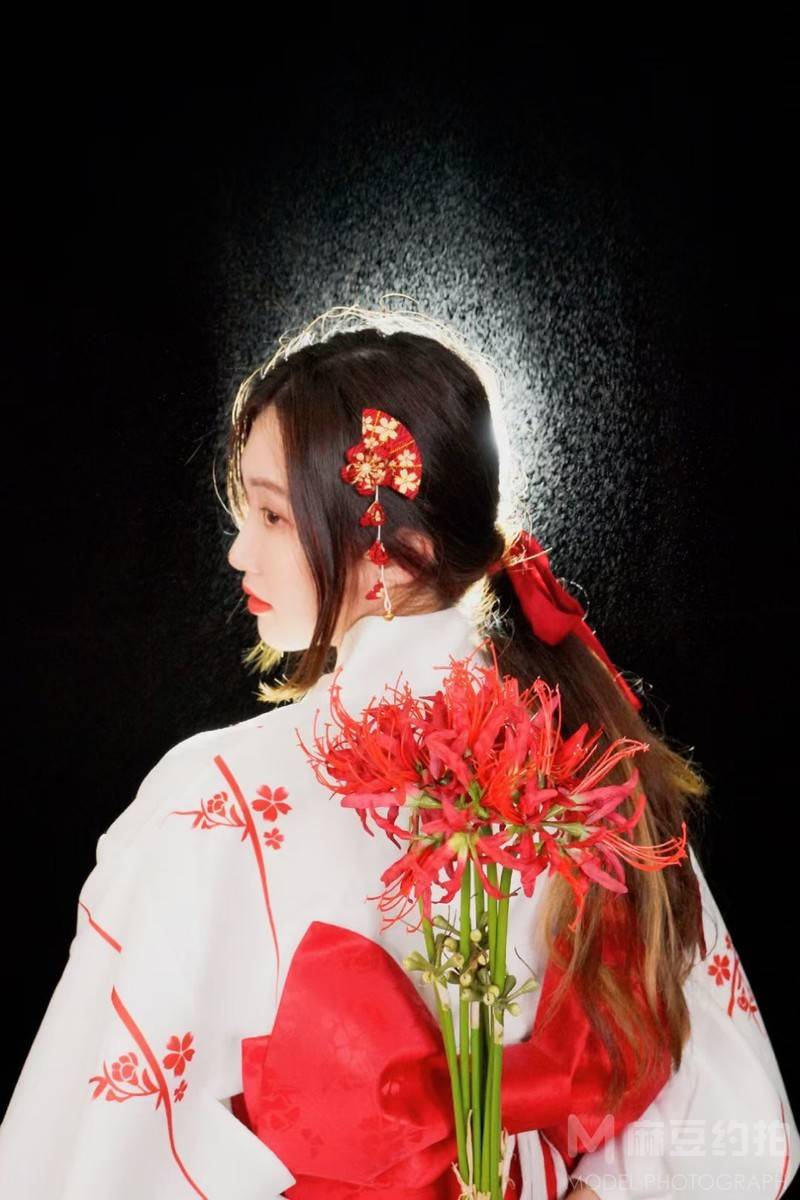 和服模特