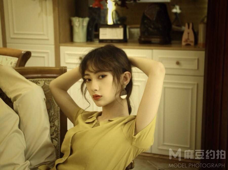 妆容模特