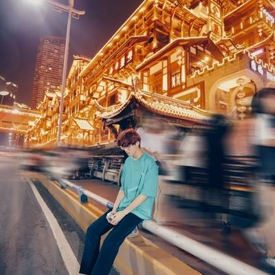 夜景模特
