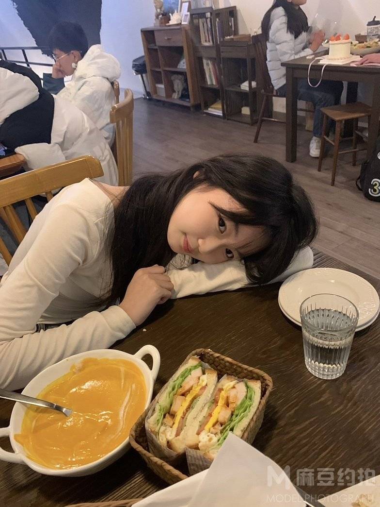 日系模特