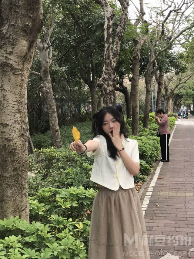 清新模特