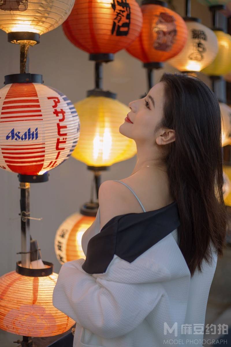 夜景模特