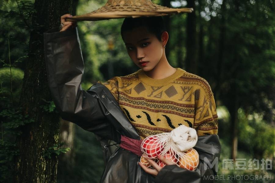 情绪模特