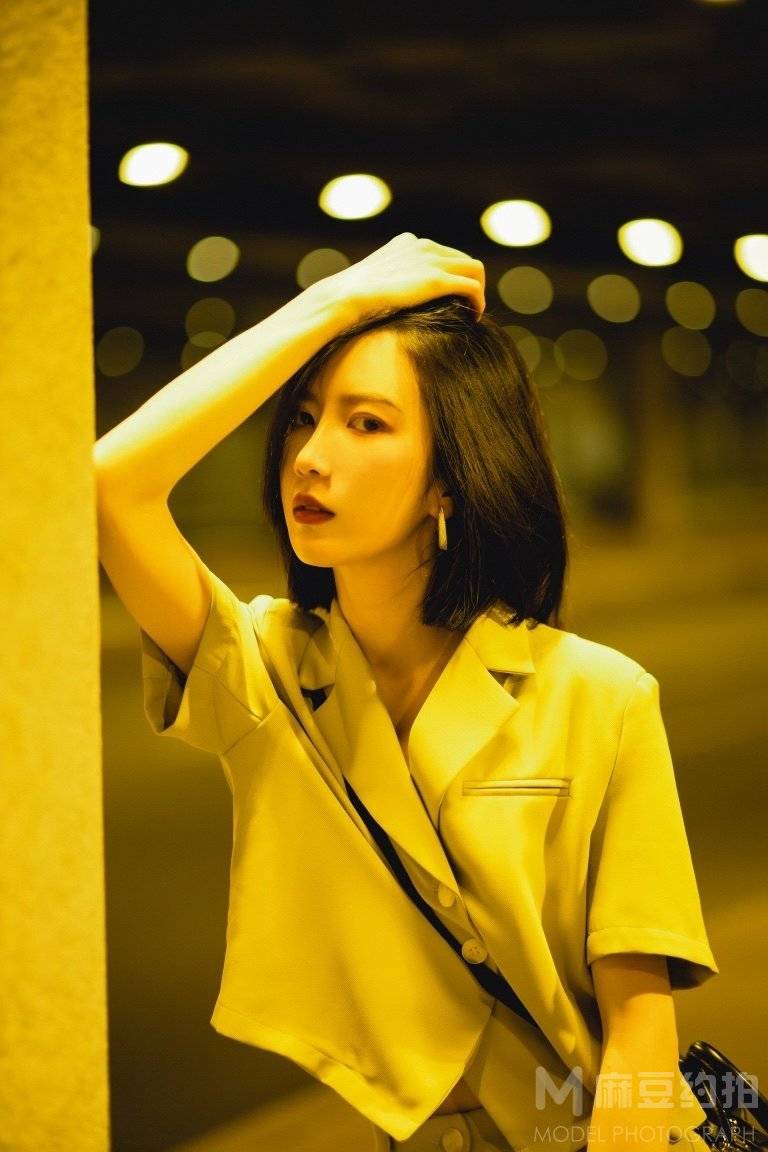 清新模特