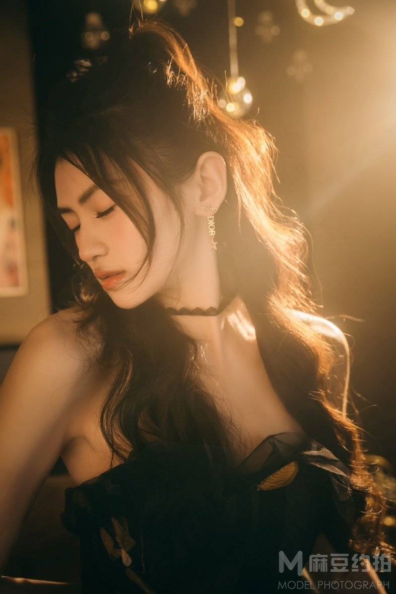 胶片模特
