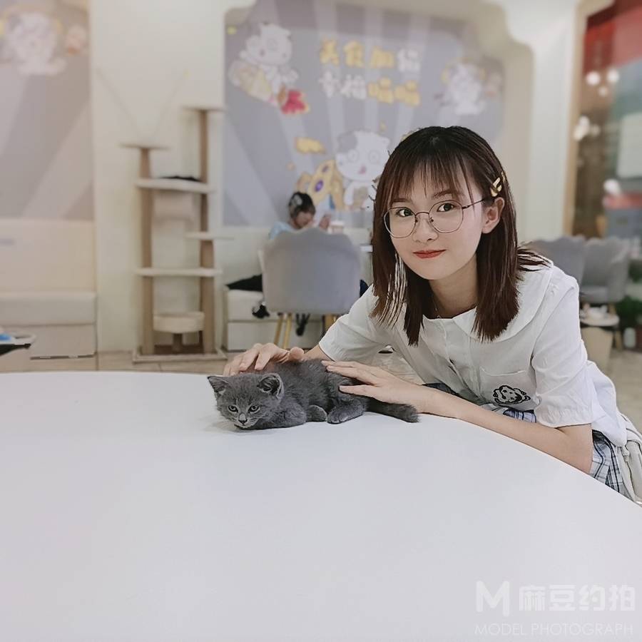 少女模特
