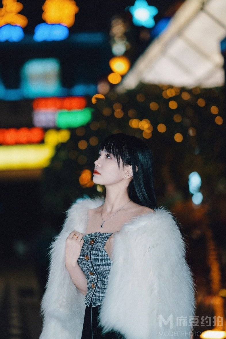 夜景模特
