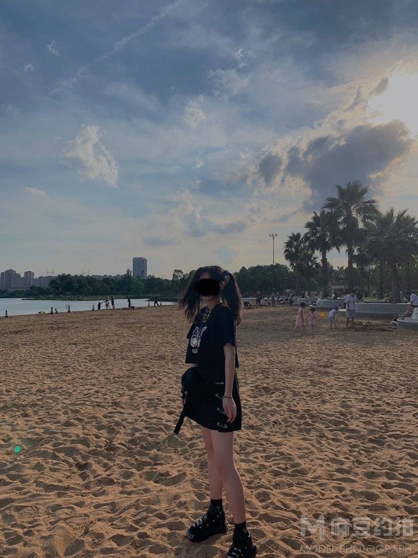 暗黑模特