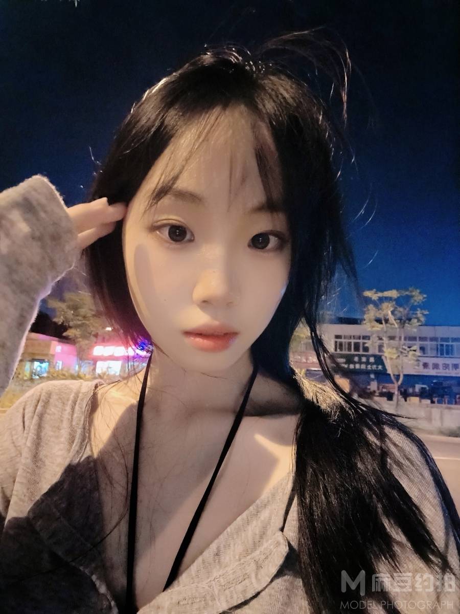 胶片模特