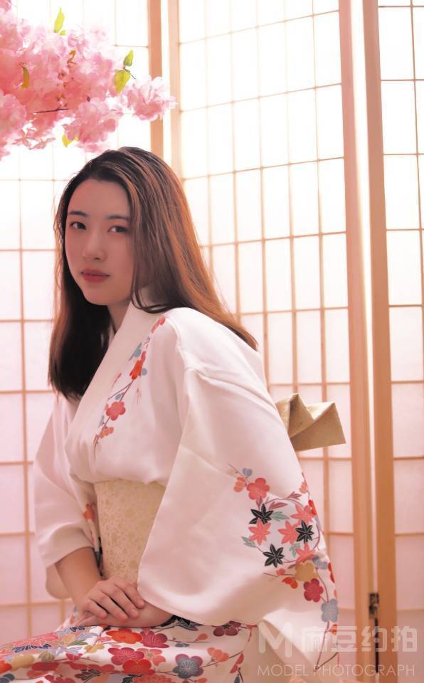 和服模特