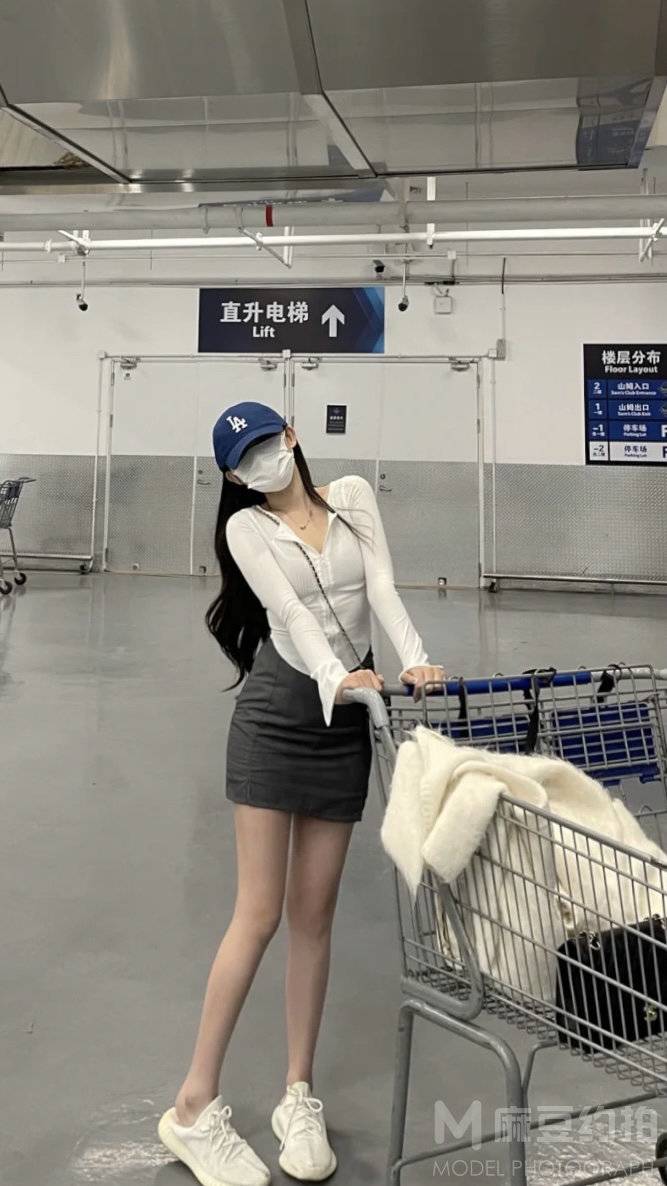 胶片模特