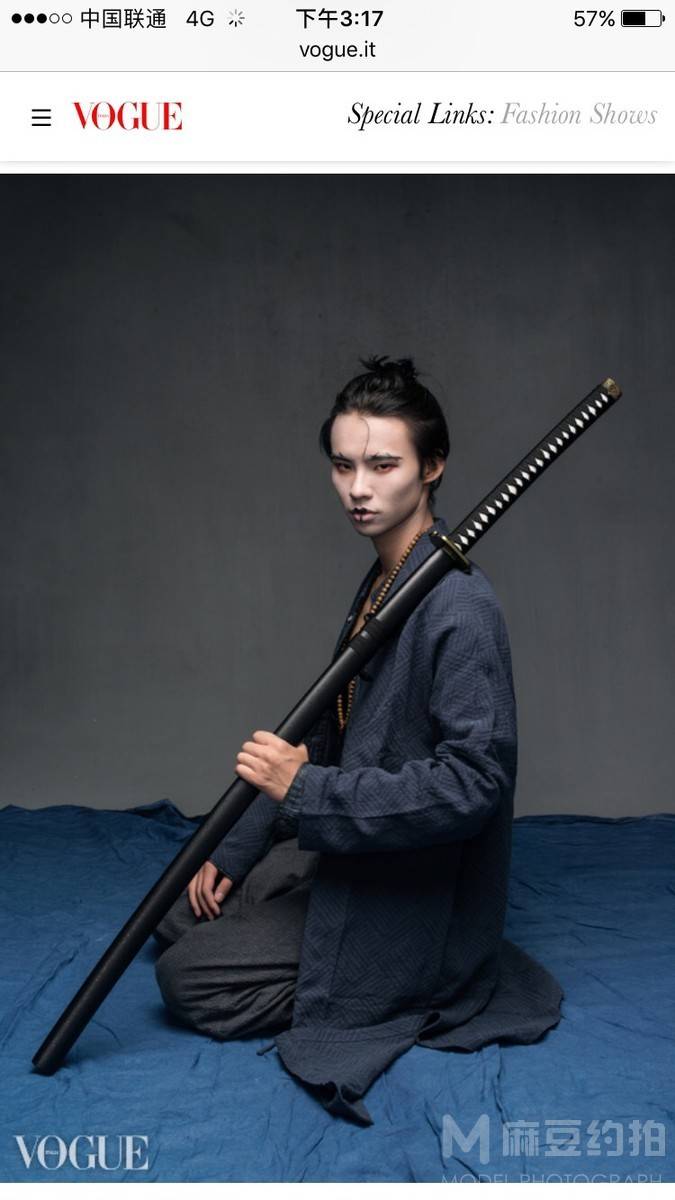 情绪模特