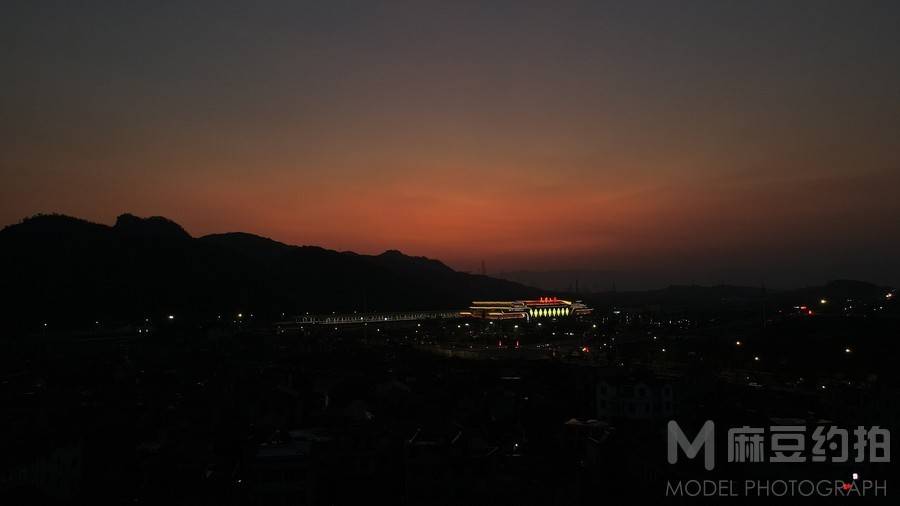 夜景模特