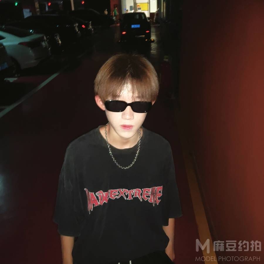 暗黑模特