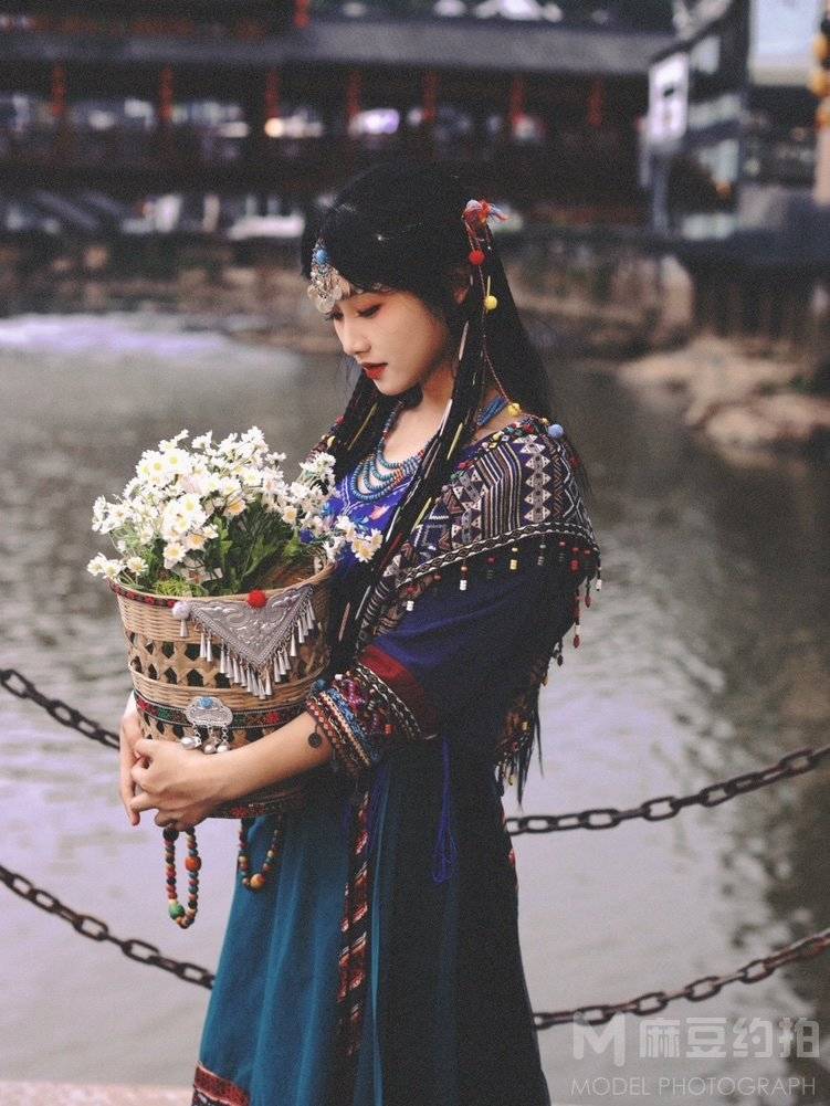 胶片模特