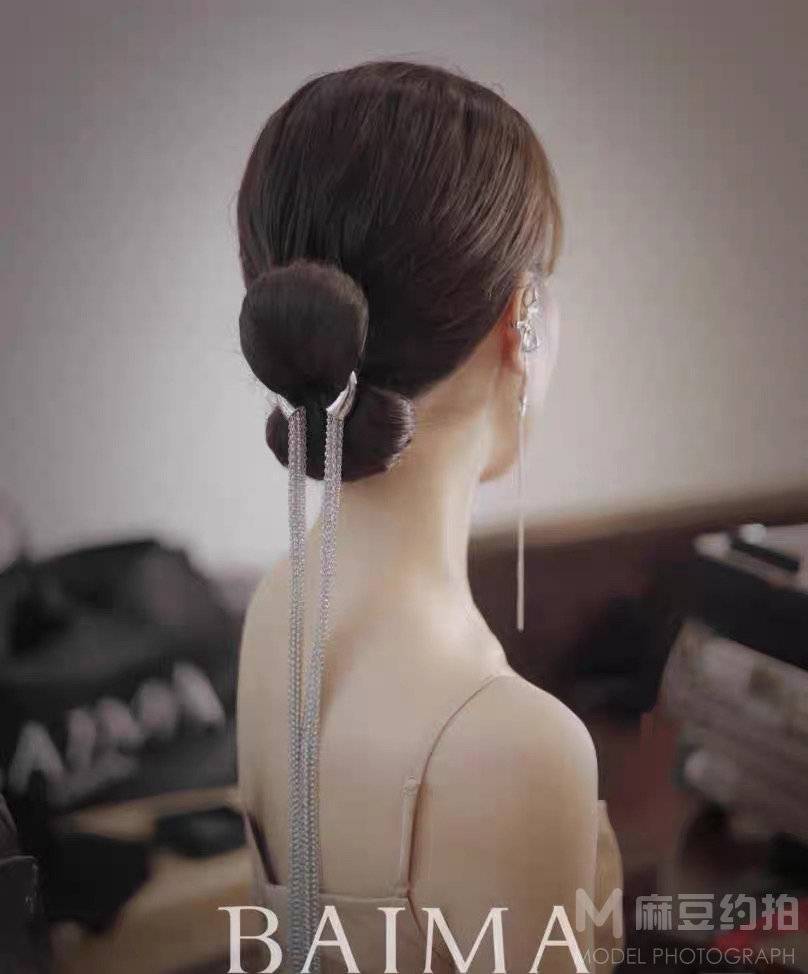 妆容模特