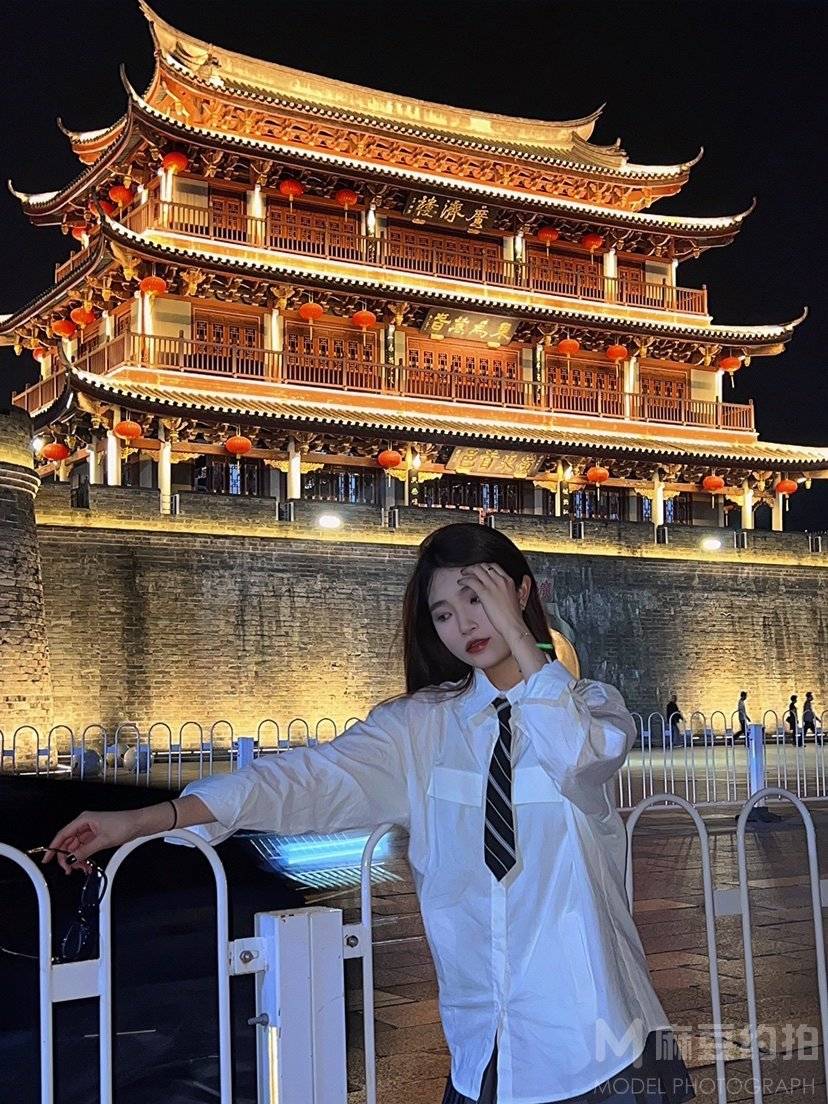 夜景模特