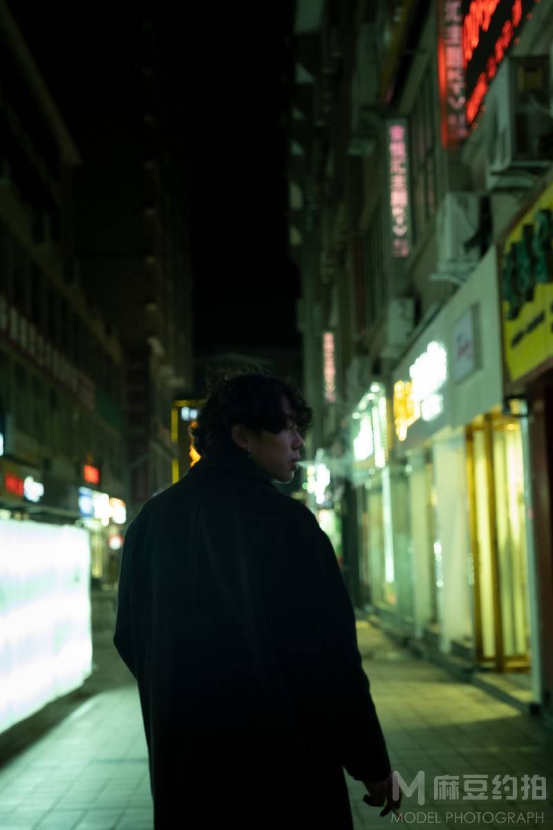 胶片模特