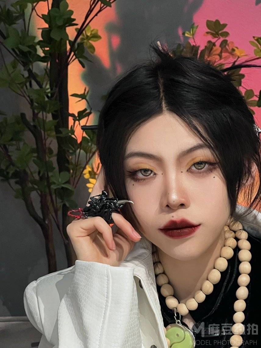 暗黑模特
