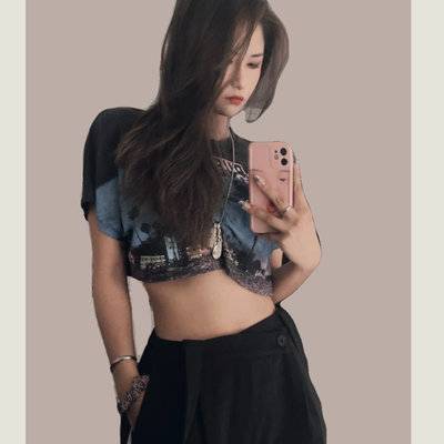 黑白模特